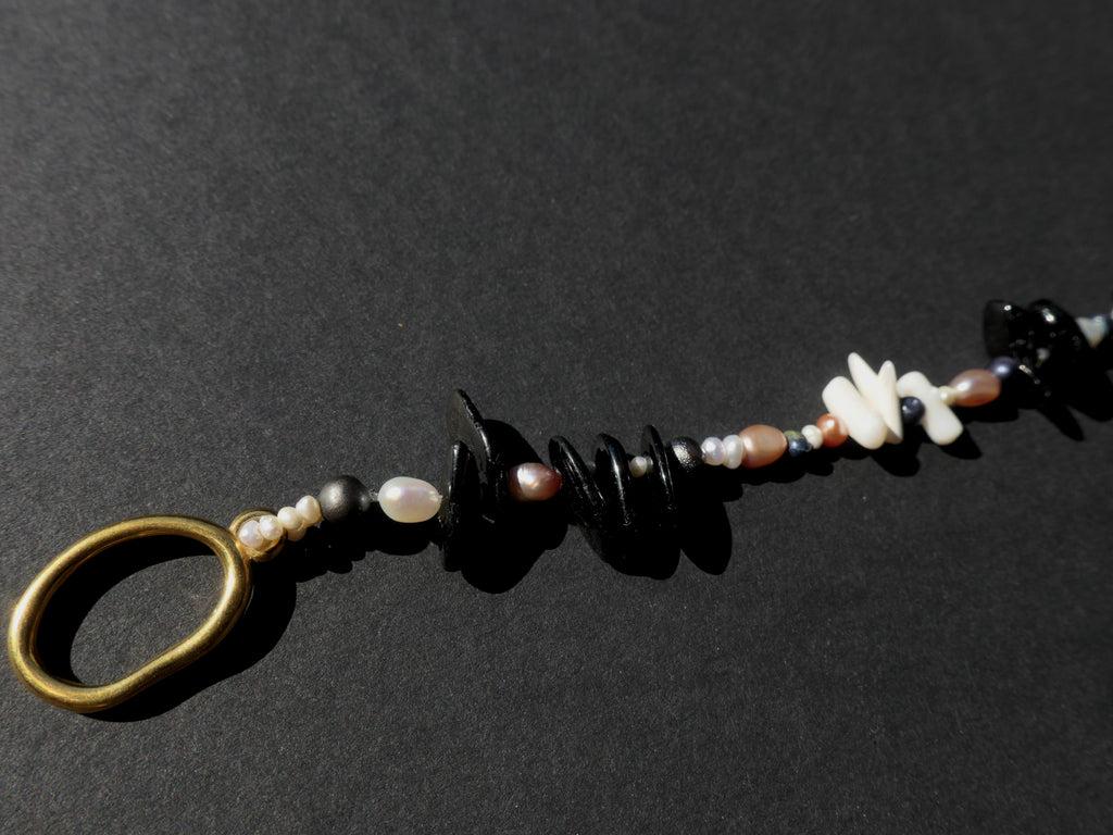Black Pearl No. 2 Armband