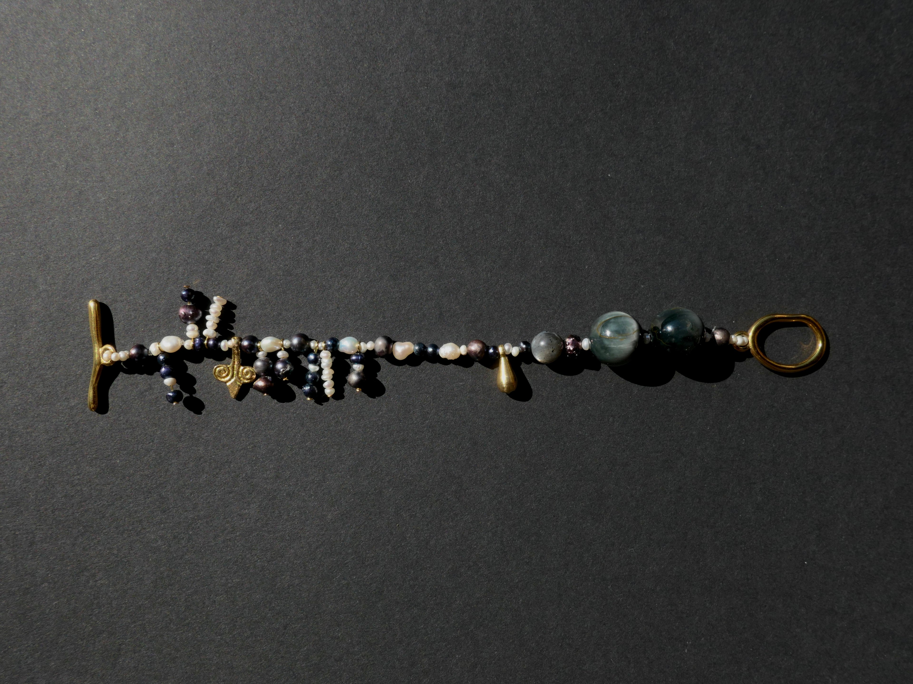 Black Pearl No. 1 Armband