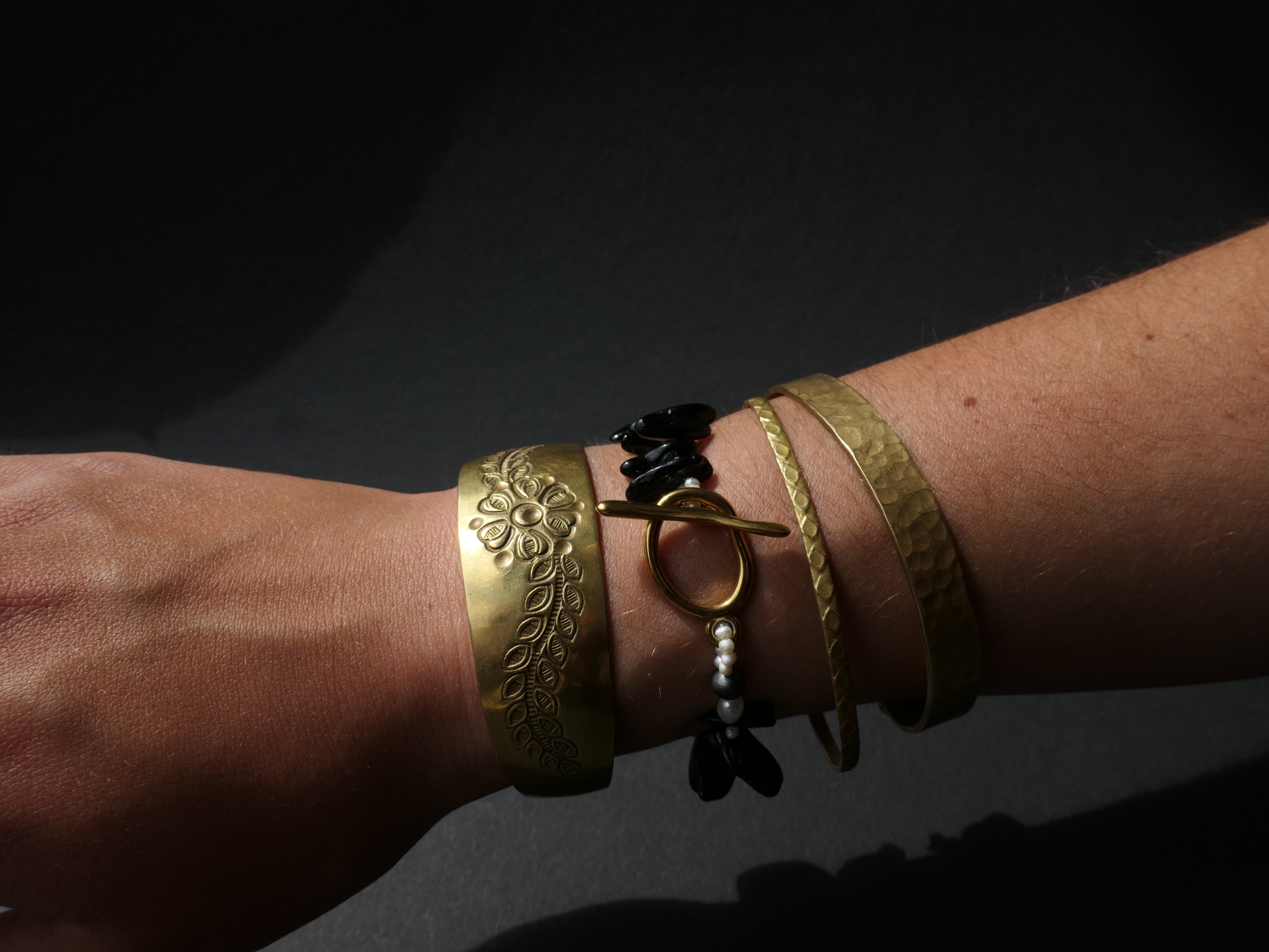 Black Pearl No. 2 Armband