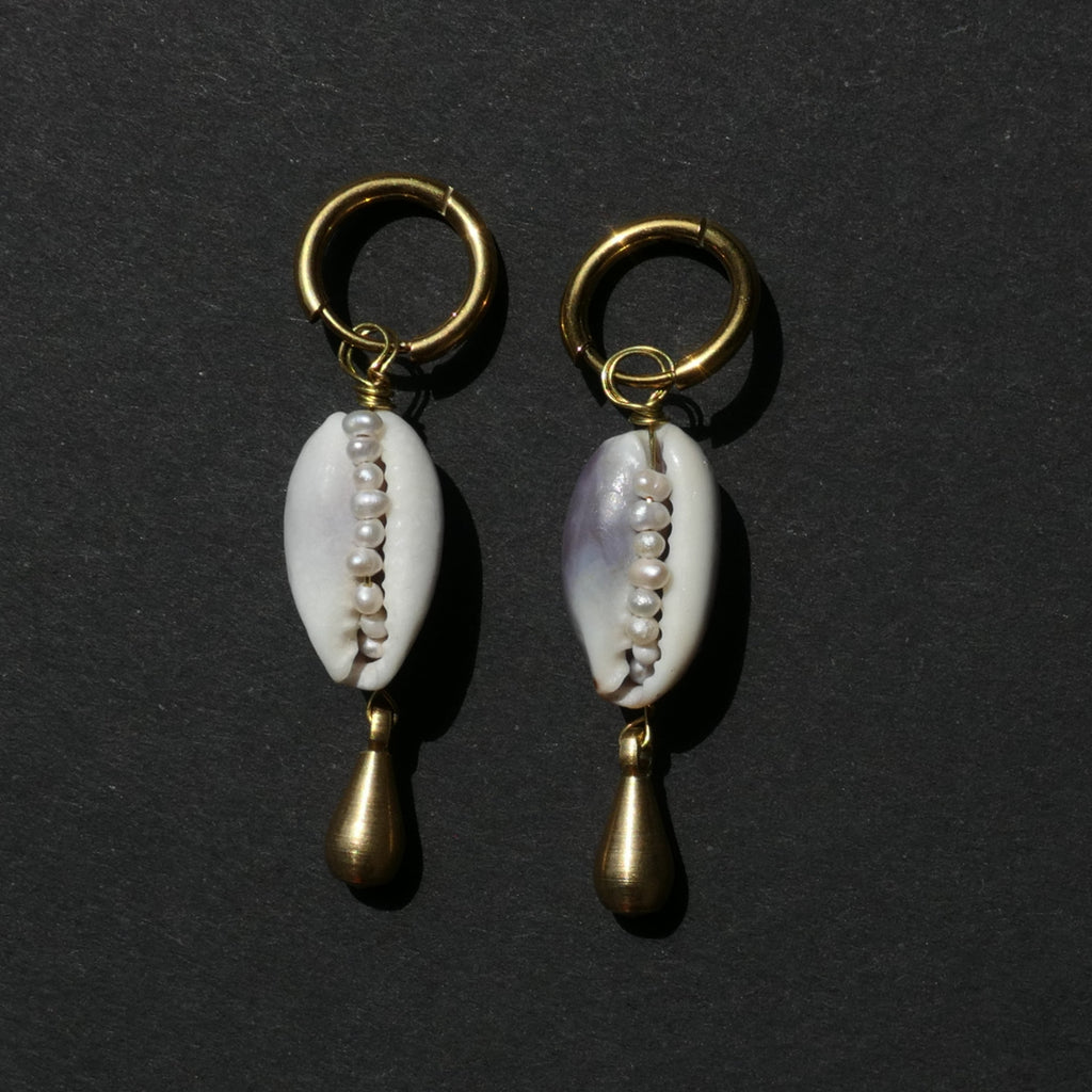 Kauri Muschelohrring