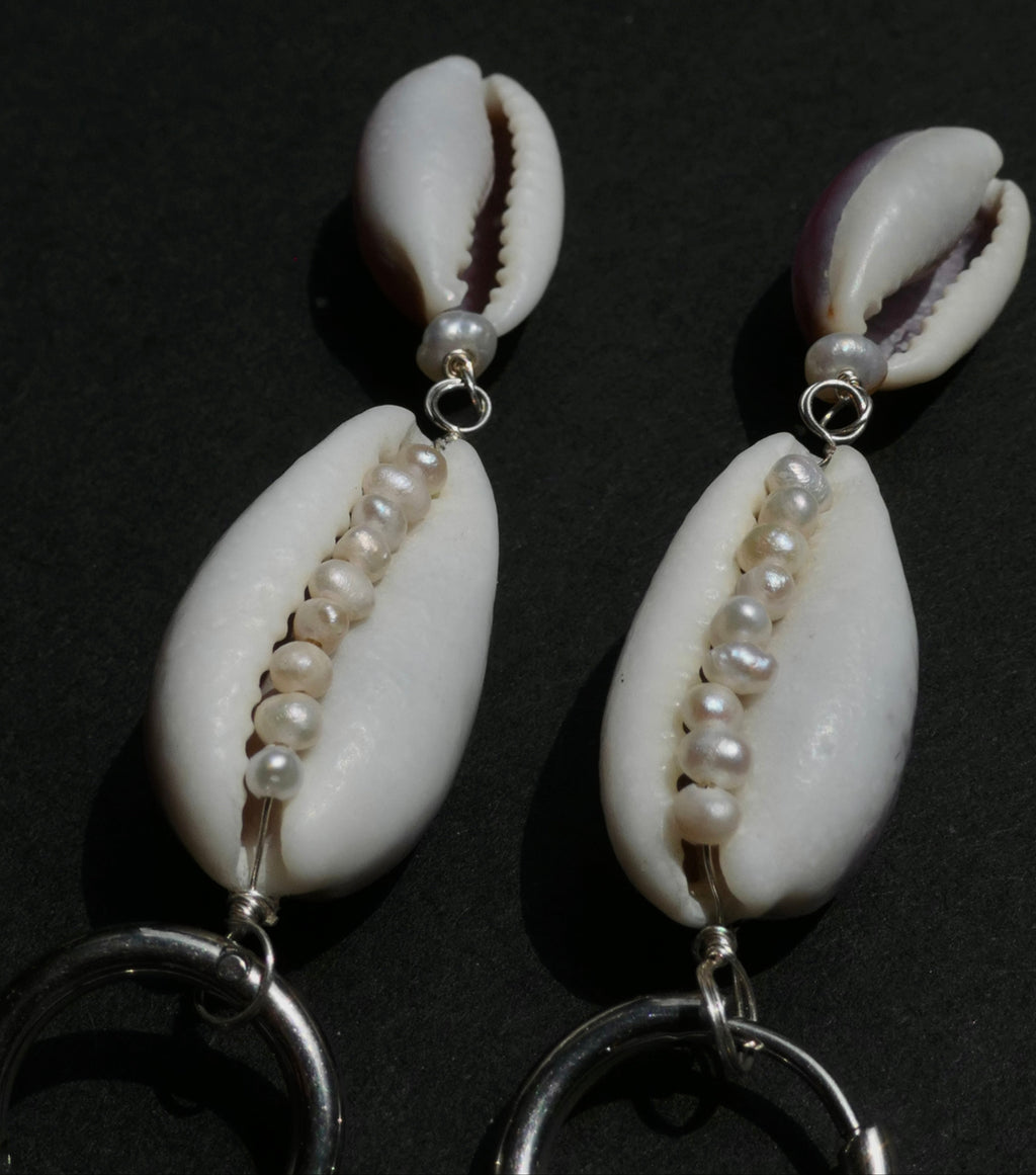 Double Kauri Muschelohrring