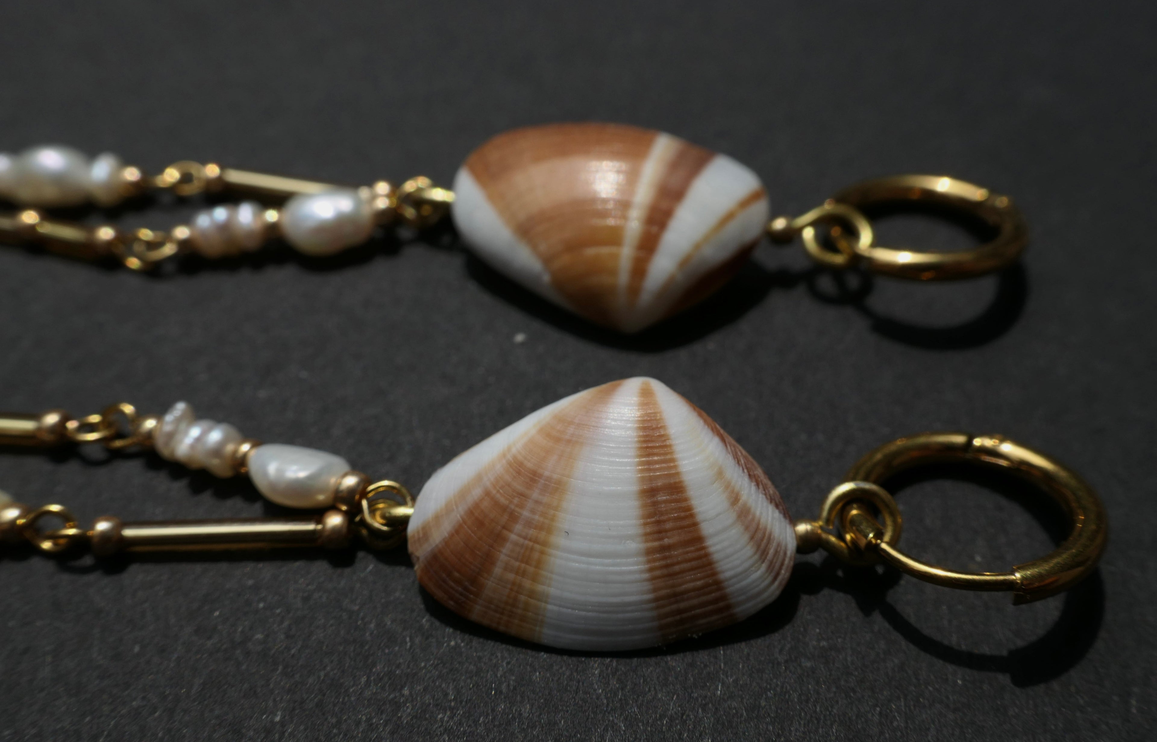 Sunlines Muschelohrringe