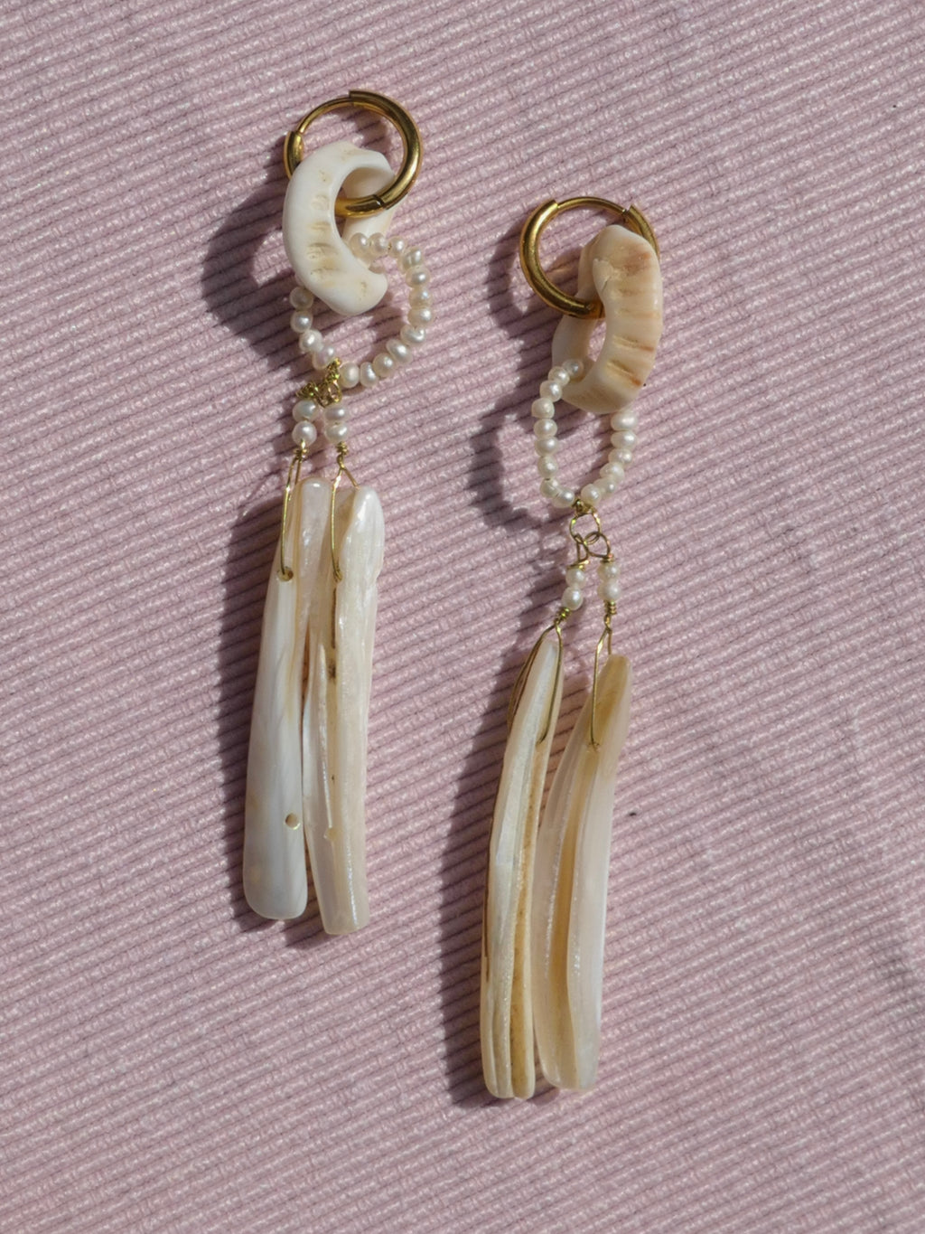 Moon Loop Muschelohrring